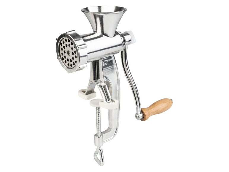 Een handmatige vleesmolen van Livarno met een houten handvat.