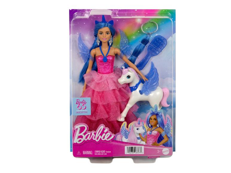 Pop met blauw haar en roze jurk, eenhoorn en accessoires in verpakking.