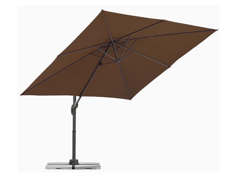 Bruine rechthoekige zweefparasol voor terras met een grijze voet.