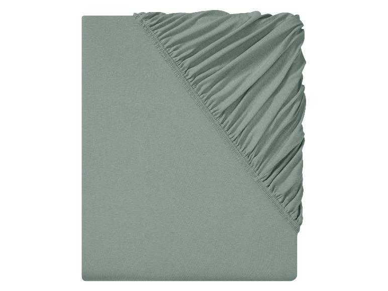 Effen hoeslaken en vlak laken, grijsgroene kleur.