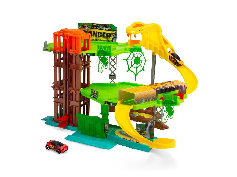 Speelset met jungle-thema autobaan, met een rode en een oranje auto.
