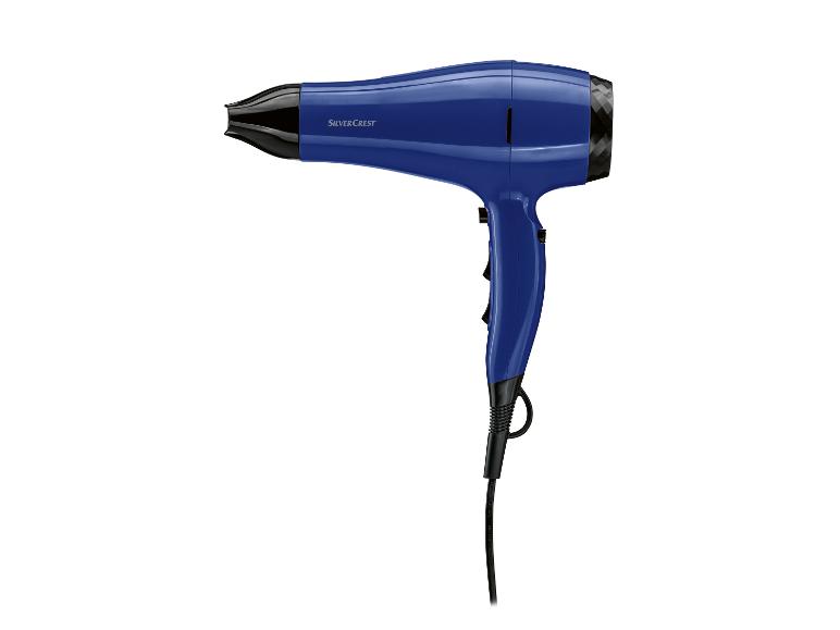 Blauwe SilverCrest haardroger.