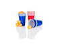 Blauwe en rode bekers voor bierpong met pingpongballen.