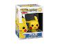 Pikachu vinylfiguur in een doos met nummer 842.