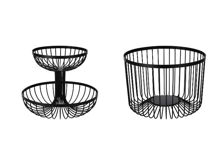 Zwarte draadfruitmand met twee lagen en een ronde draadmand