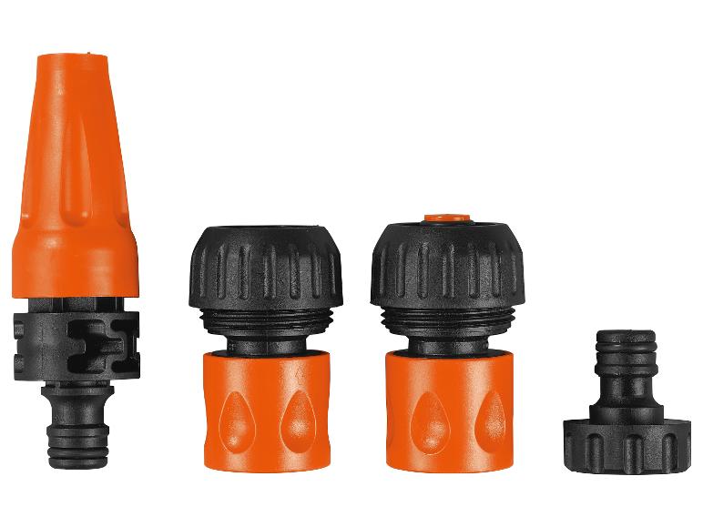 Set oranje-zwarte tuinslangaansluitingen en een sproeikop.