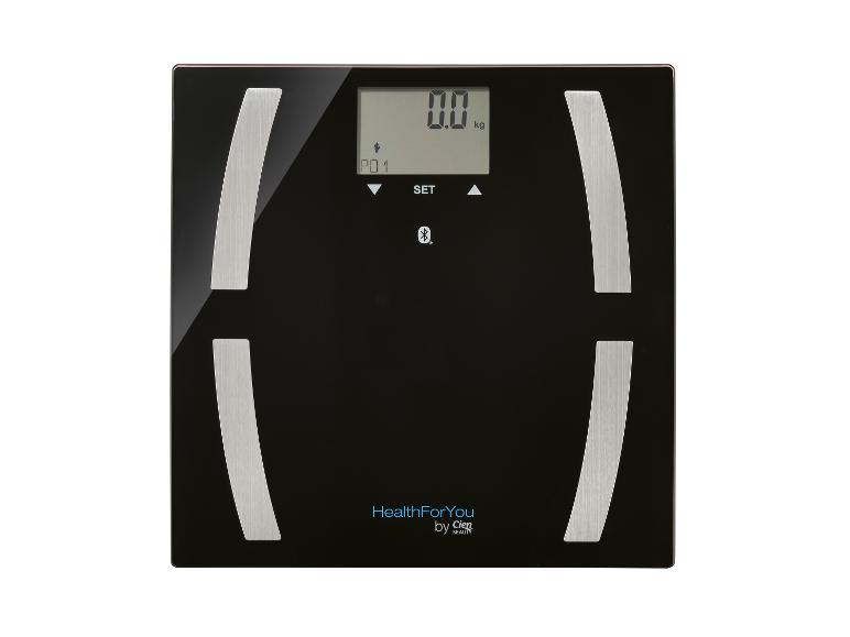 Zwarte digitale personenweegschaal met zilveren accenten en de tekst 'HealthForYou by Cien BEAUTY'.