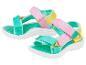 Kindersandaaltjes in pasteltinten: turquoise, roze en geel.