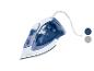 Wit-blauw stoomstrijkijzer met snoer en kleurstalen.