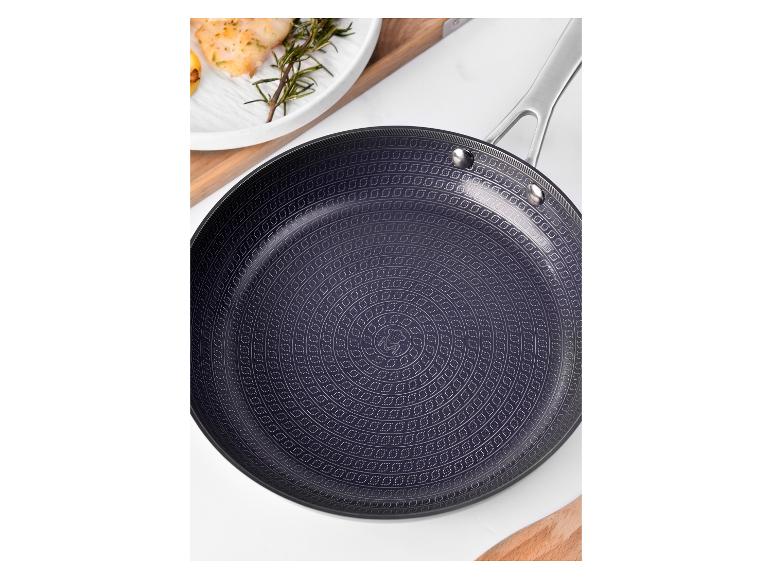 Design pan met decoratief patroon, ideaal om mee te koken.