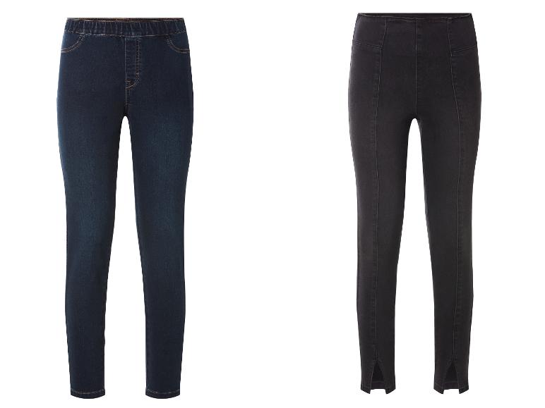 Twee damesjeans, één donkerblauw en één donkergrijs.