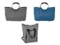 Boodschappentassen en rugzak in grijs en blauw.