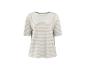 Wit T-shirt met horizontale beige strepen.