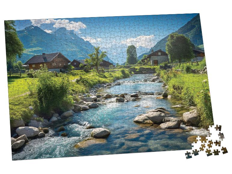 Een gedeeltelijk voltooide legpuzzel die een berglandschap met een rivier en huizen voorstelt.