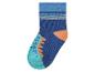 Blauwe kindersok met strepen en een oranje-turquoise dinosauruspatroon.