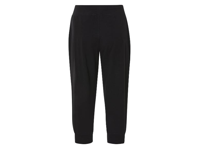 Zwarte joggingbroek, wijde pasvorm.