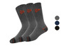 Drie paar grijze sokken met oranje accenten.