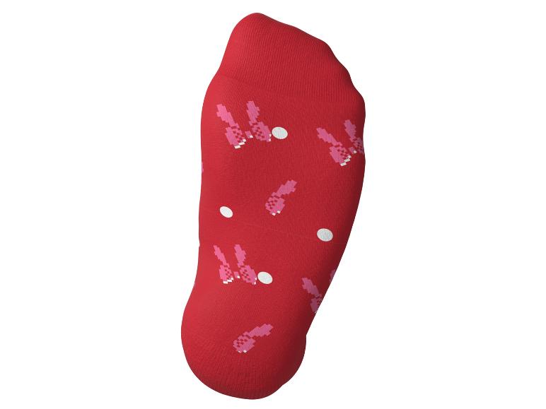 Rode sok met roze konijnenprint en witte stippen
