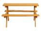 Houten picknicktafel met aangebouwde banken