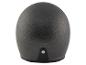Achteraanzicht van een mat donkergrijze motorhelm met een klein zwart riempje