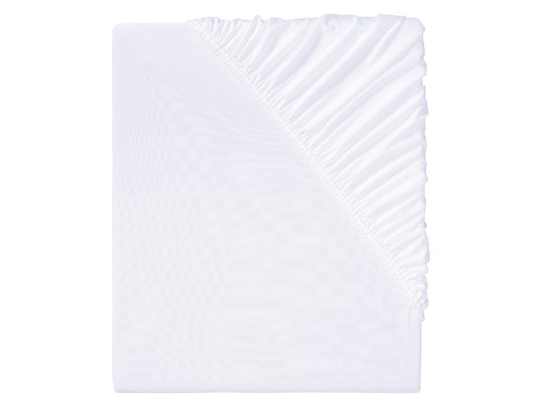 Wit, vlak hoeslaken.