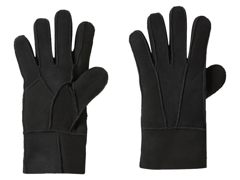 Een paar zwarte handschoenen met zichtbare stiksels, één handpalm omhoog en één handpalm omlaag.