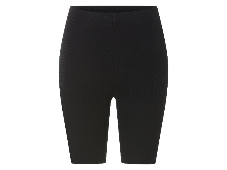 Zwarte geribbelde fietsbroekjes.