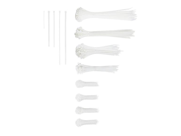 Witte kabelbinders in verschillende maten