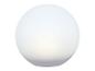 Witte ovale lamp op een witte achtergrond.