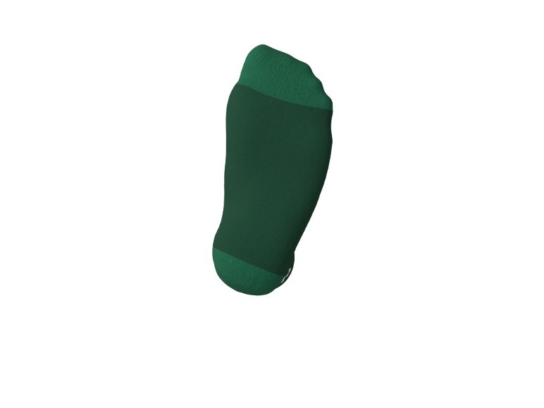 Een enkele groene sok getoond tegen een zwarte achtergrond.