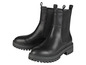 Twee paar zwarte chelsea boots met een dikke zool.