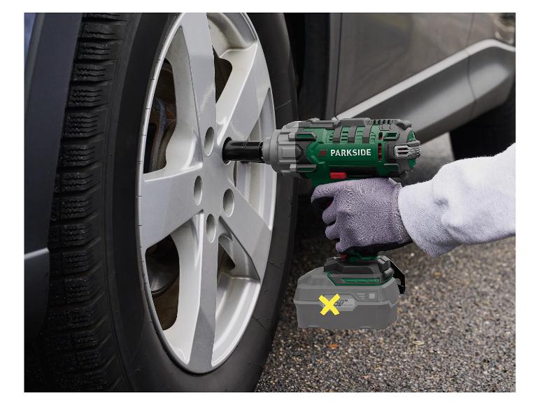 Parkside slagschroevendraaier verwisselt een autoband