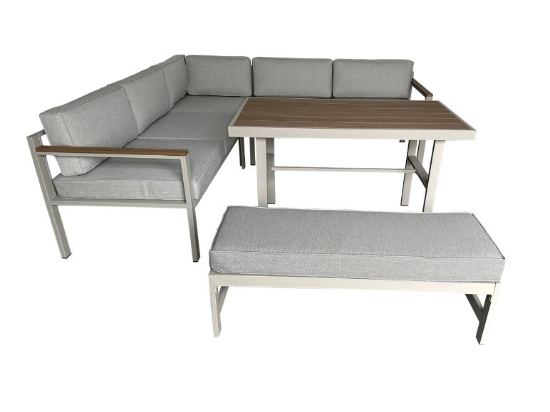 Lichtgrijze hoek loungeset met houten tafel en bank voor buiten.