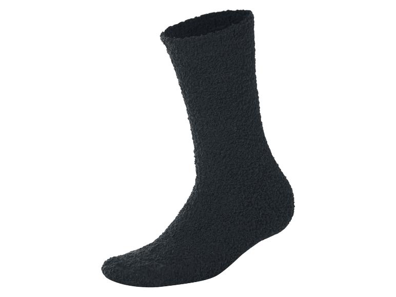 Zwarte pluizige sok