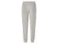 Grijze joggingbroek met witte stippen.