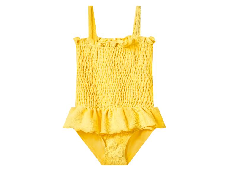 Geel kinderbadpak met ruches en smockdetails.