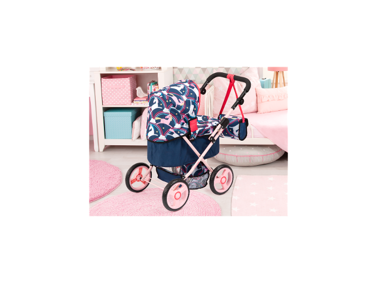 BAYER DESIGN poppenwagen Trendy Unicorn Cosatto in een kinderkamer.