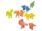Kleurrijke, assembleerbare speelgoeddinosaurussen in gele, oranje, blauwe en groene tinten.
