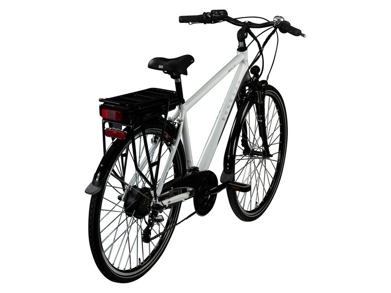Een witte elektrische fiets met een zwarte achterdrager.