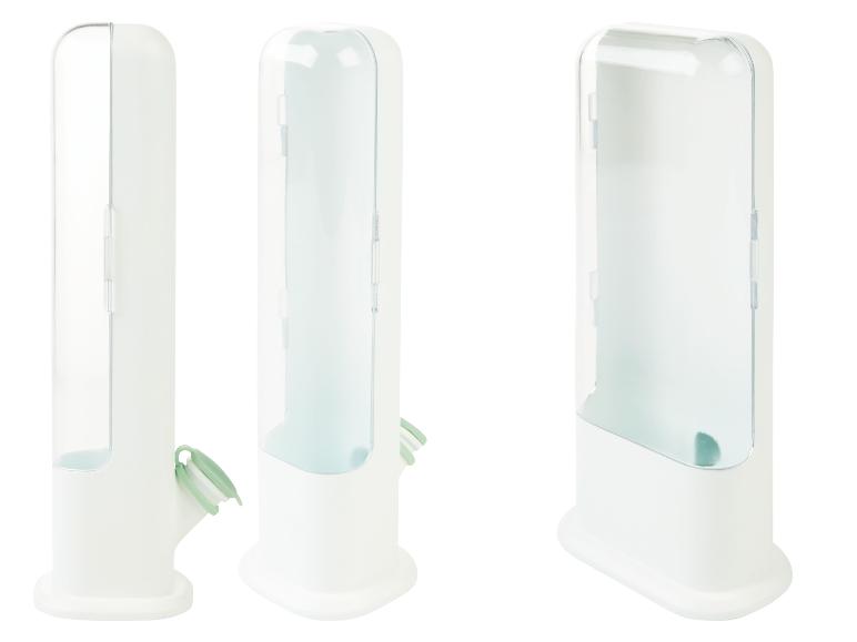 Drie witte opbergdozen met een doorzichtig deksel voor het bewaren van voedsel.