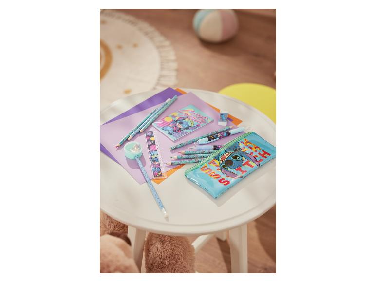 Potloden, puntenslijper en etui Stitch: kleurrijke schoolspullen.