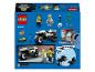 LEGO City doos met politiemotor, minifiguren en accessoires.