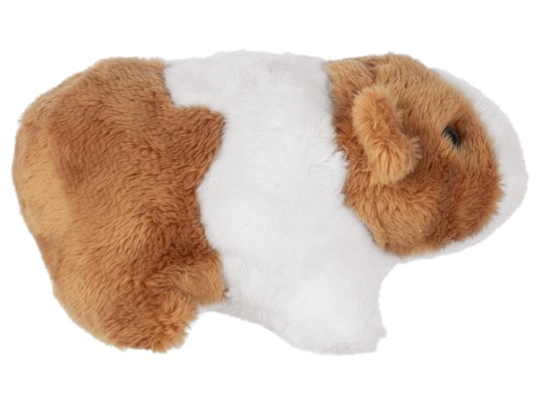 Een bruin en wit pluche cavia.