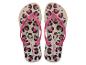 Beige teenslippers met roze en zwarte luipaardprint en roze bandjes.