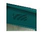Groen schuurdak met ventilatie en metalen wanden.