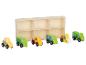 Houten speelgoedset met zes voertuigen en een opbergrek