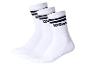Drie paar witte Wilson sokken met zwarte strepen.