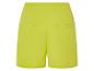 Hoge limegroene shorts.
