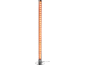 Lange, transparante vloerlamp met glinsterende oranje vloeistof en chromen voet.