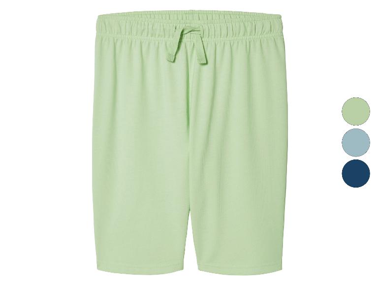 Lichtgroene katoenen sport shorts, verkrijgbaar in diverse kleuren.